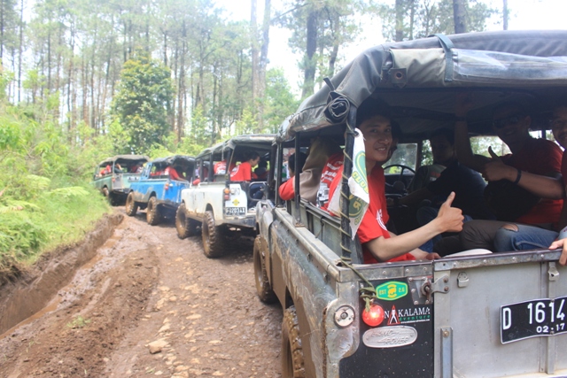Paket Wisata Offroad Cikole Lembang Bandung Bersama Zona Adventure Indonesia