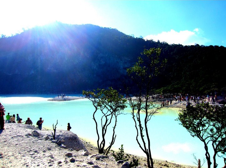 Kawah Putih Ciwidey - Zona Adventure Indonesia